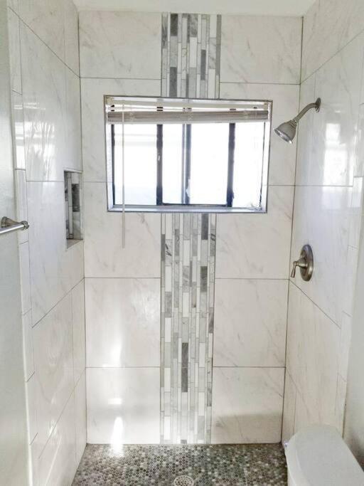 Ultra Glam Apartment 5 Miles From Hard Rock Casino ハリウッド エクステリア 写真
