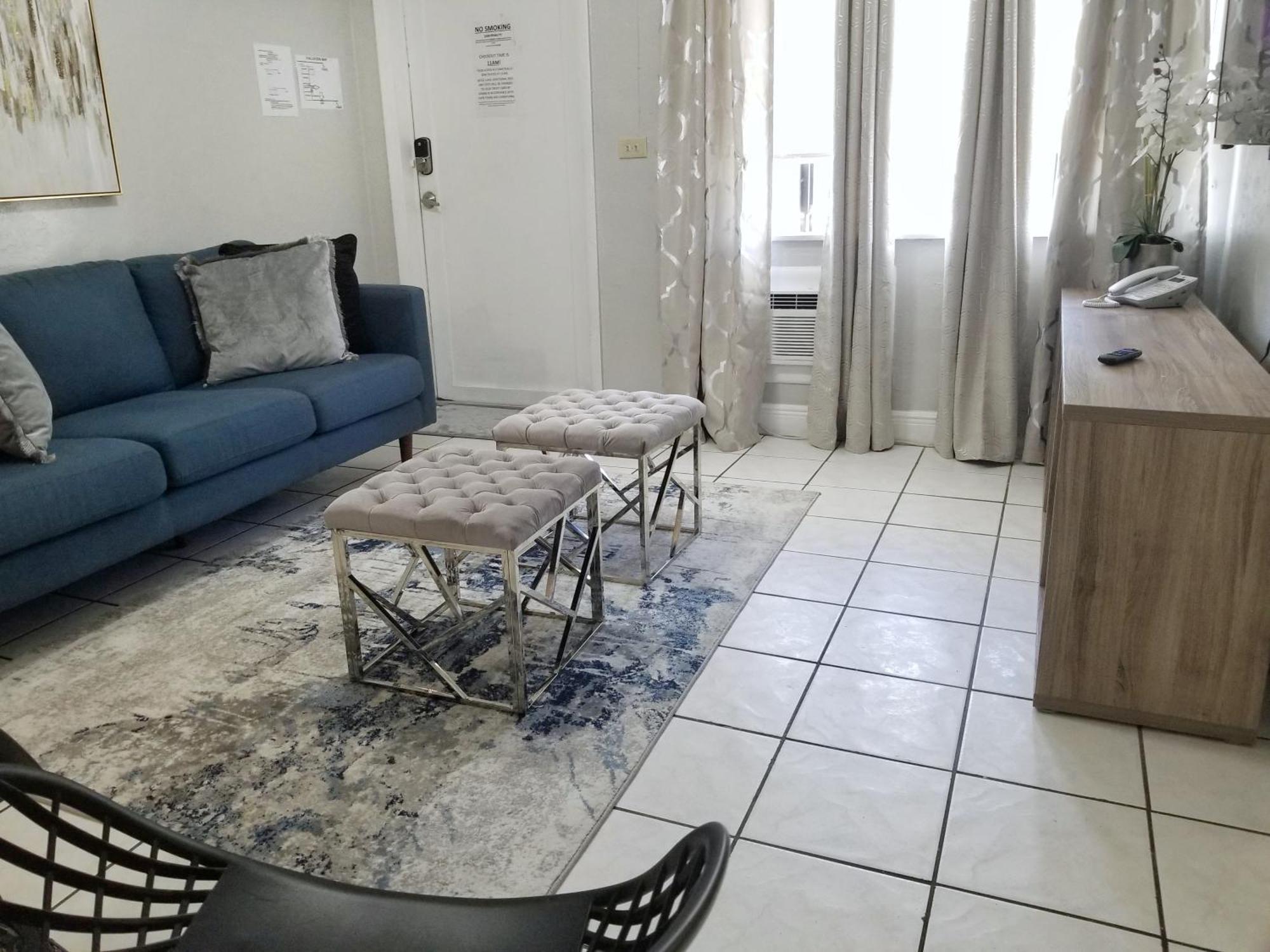 Ultra Glam Apartment 5 Miles From Hard Rock Casino ハリウッド エクステリア 写真